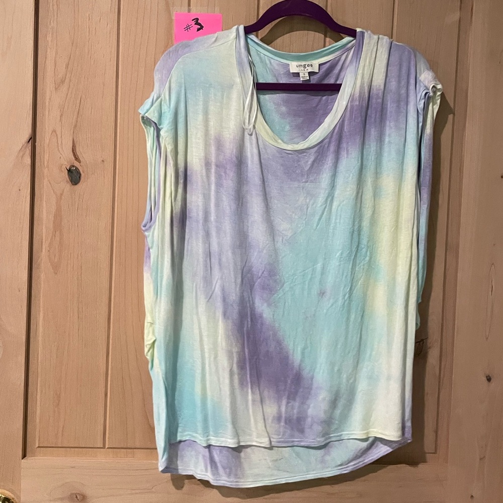 232 Umgee Small Pastel Tie-Dye Short Sleeve Top EUC. Only worn a couple times